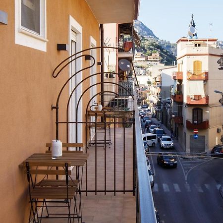 Le Tre More Giardini Naxos Exteriér fotografie