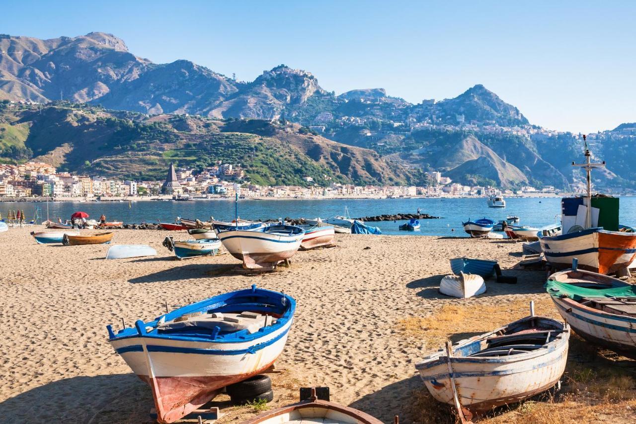 Le Tre More Giardini Naxos Exteriér fotografie