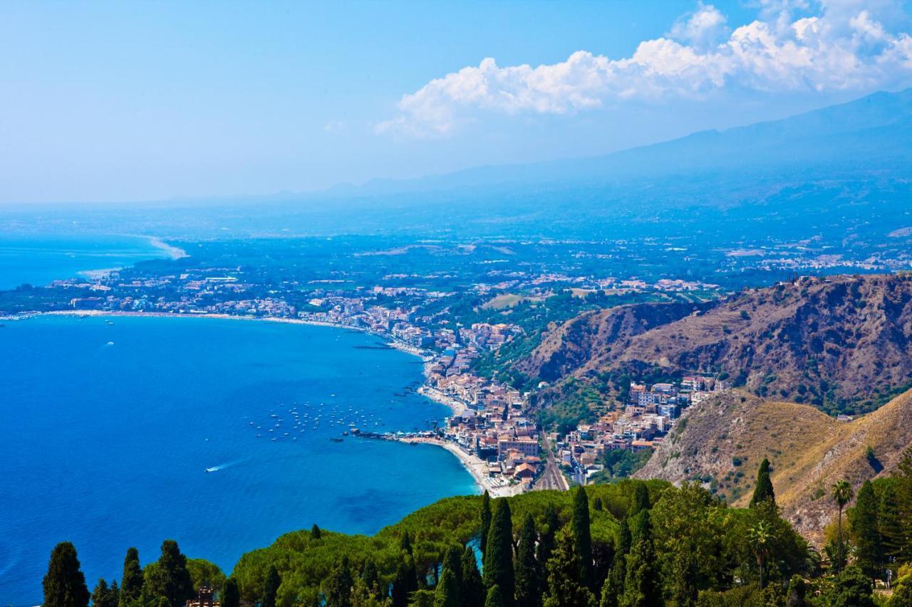Le Tre More Giardini Naxos Exteriér fotografie